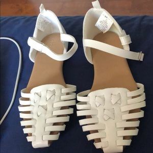 NWOT Old navy size 11 girls sandals